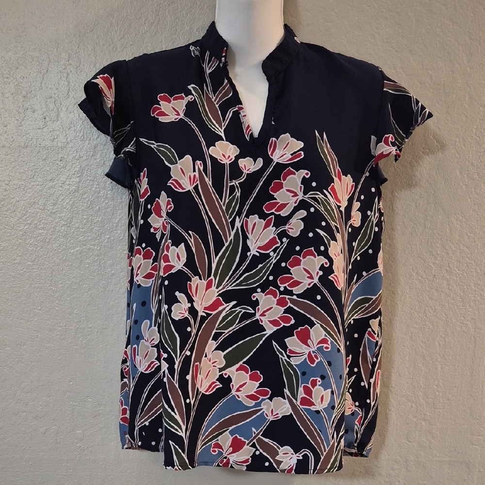 Chic Floral Navy Blouse